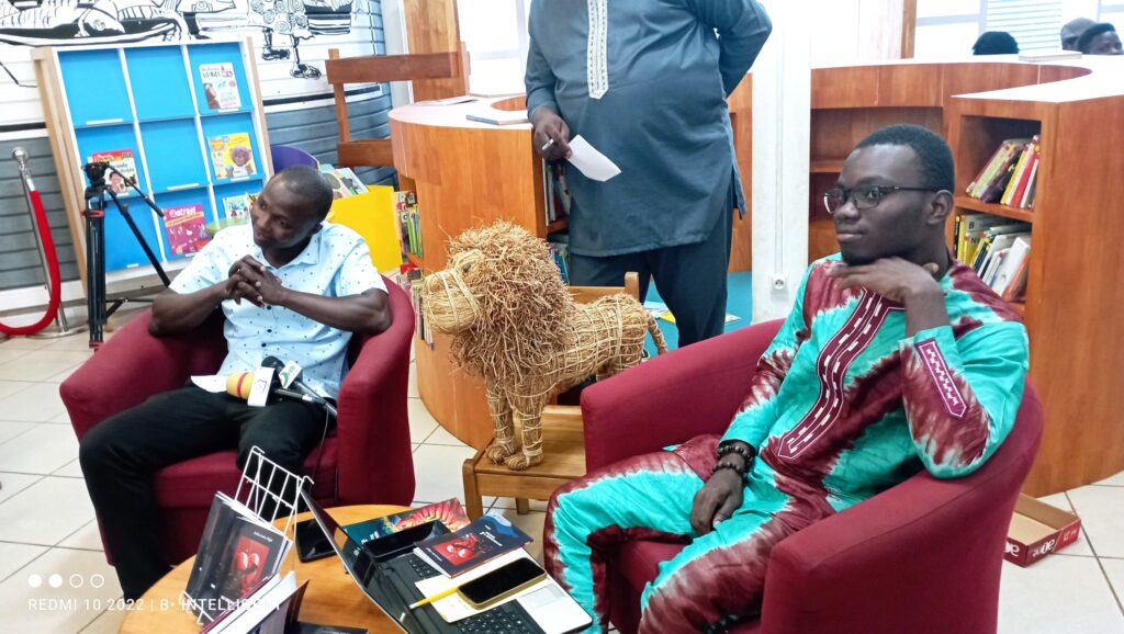 Un solitaire à 4 griffes