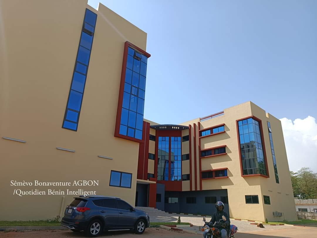 Nouveau rectorat Université d’Abomey-Calavi UAC